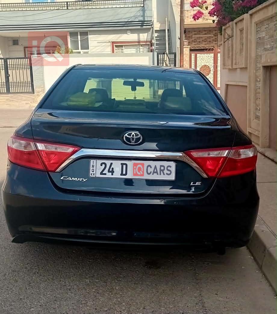 تۆیۆتا کامری